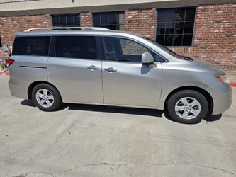 2011 Nissan Quest