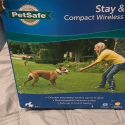 For 2 Dogs Value 650$  PetSafe® Stay & Play® Compact Wireless Fence