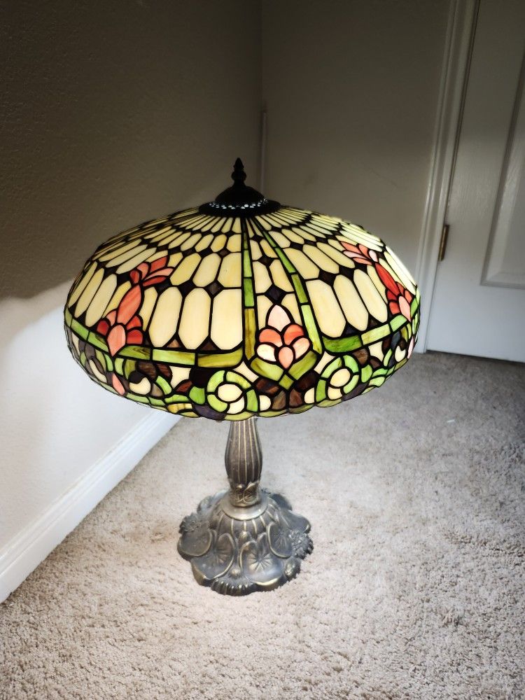 Antique TIFFANY Lamp, 3 String Bulb. To Show The Beautiful Colors
