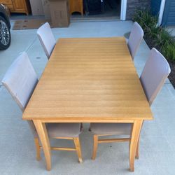 Dining table With 4 Chairs