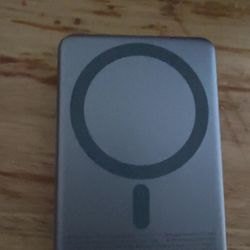 Wireless Power Bank Or Type C USB Plug In 