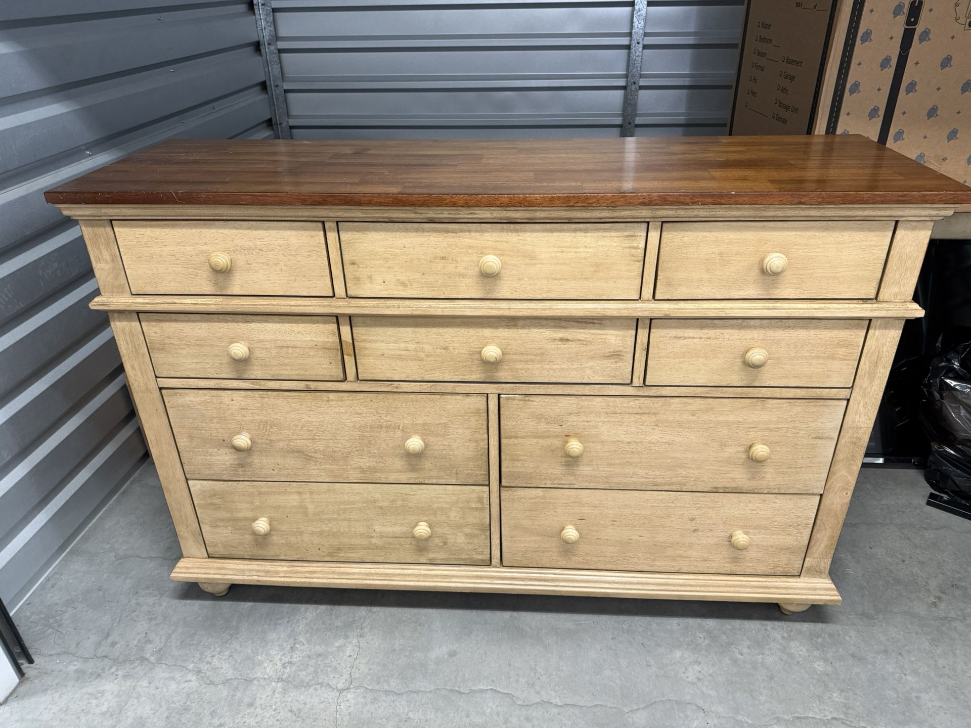 8 Drawer Dresser With Mirror