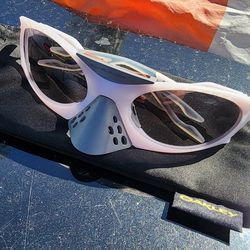 Oakley sunglasses new