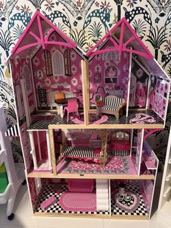 Dollhouse