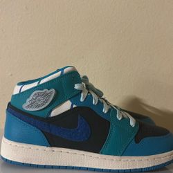 Nike Air Jordan 1 Mid