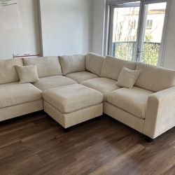 New 99x99 sectional couch with ottoman : free delivery