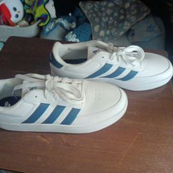 ADIDAS TENNIS SHOES