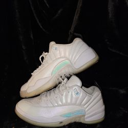 Size 8- 50. Jordan 12 Retro Low Easter 