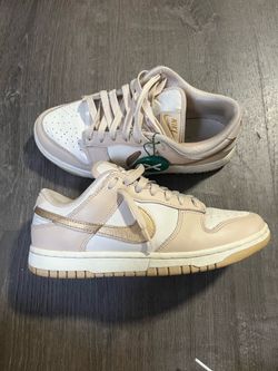 Women’s sneakers