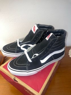 Vans brand new high top sneakers M 7.5 W 9