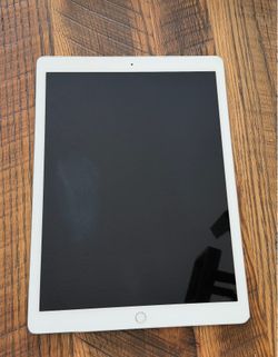 Apple iPad Pro 12.9” (6th Gen, M2) - 256GB - Silver - Apple Pencil Included