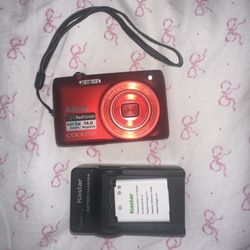 Nikon COOLPIX S4100 14 MP Digital Camera