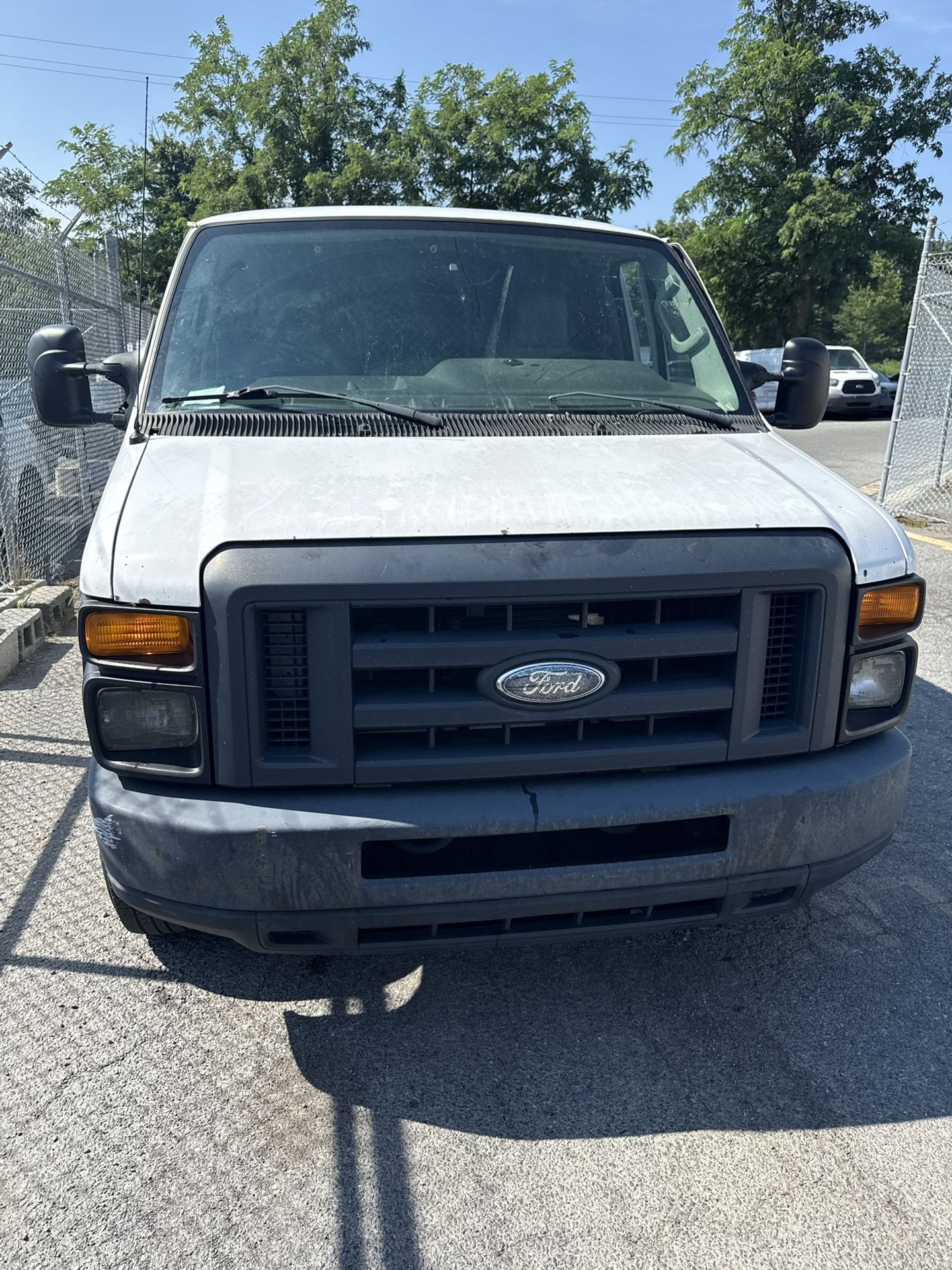 2013 Ford E-250