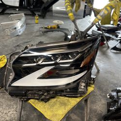 2020 2023 Lexus GX Left Headlights 