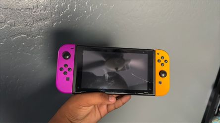 nintendo switch set (IM OPEN TO OFFERS!)