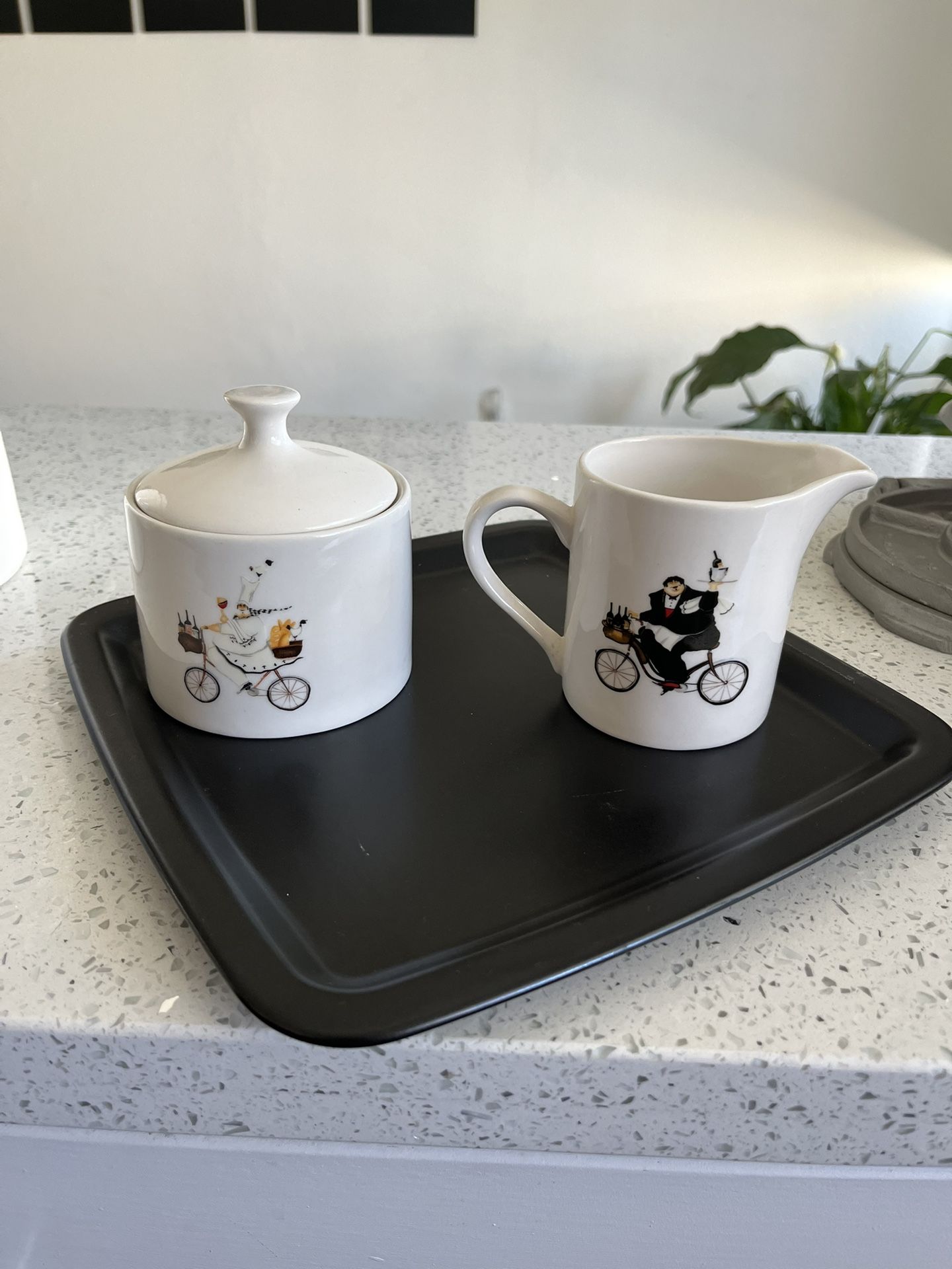 Cream And Sugar Container