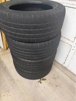 275 / 55 R20 tires - Goodyear