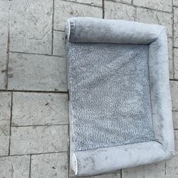 Dog Lounge Bed 