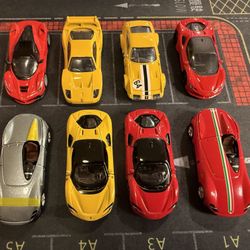 1:64 Ferrari Hot Wheels/Maisto