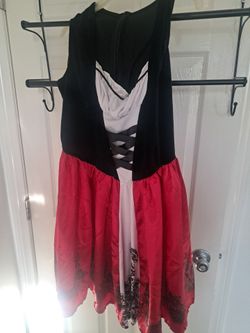 Amazon Red Riding Hood Costume