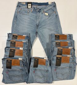 NWT Levi’s 514 Medium Wash Straight-Fit Men's Jeans (Men’s 33x32 & 34x30) - $35ea