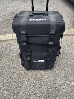 Kemier Professional Cosmetic Case On The Wheels