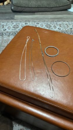 Silver toned jewelry