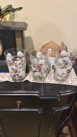 Vintage cotton ball pattern glasses