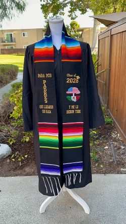 Mexican American grad stole