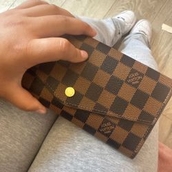 Women’s wallet