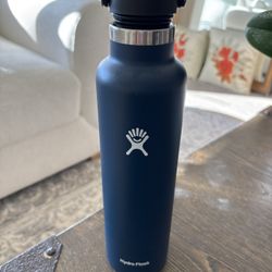 Hydro Flask Blue Damaged Fitness Workout