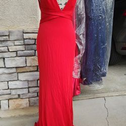 NEW. Red Evening Mermaid Gown
