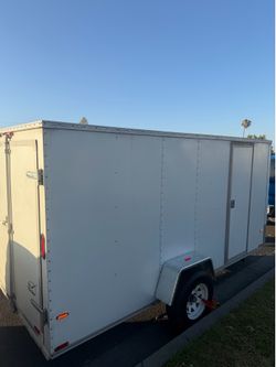 12 ‘ cargo enclosed trailer