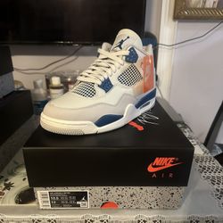 military 4s size 10.5