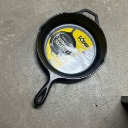 Cast Iron Skillet 