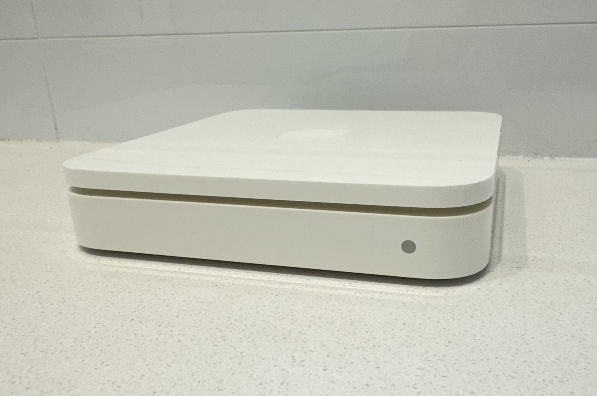 WIFI Router Apple Airport Extreme Base Station. Model: A1408.