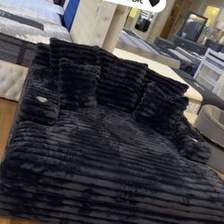 Midnight-Madness Oversized Chaise 🍃 We Have Delivery Options