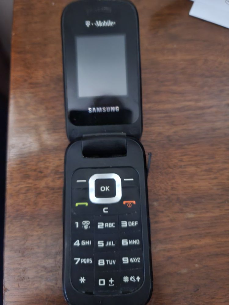 T-mobile Samsung sgh-t159 flip phone tmobile
