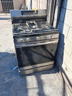 Samsung stove works great $350