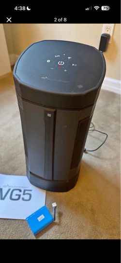 Bluetooth Speaker + EXTRA Battery & Charger (Works Great)