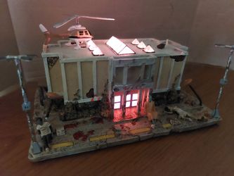 Vintage Dawn of the Dead  Hawthorne village Halloween model