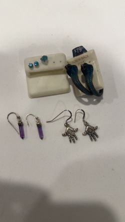 Earrings (read description)