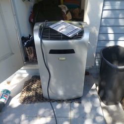 Used air conditioner