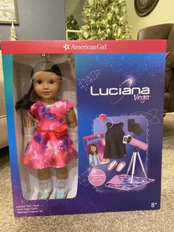New American Girl Doll Luciana With Telescope & Stary Night Dress