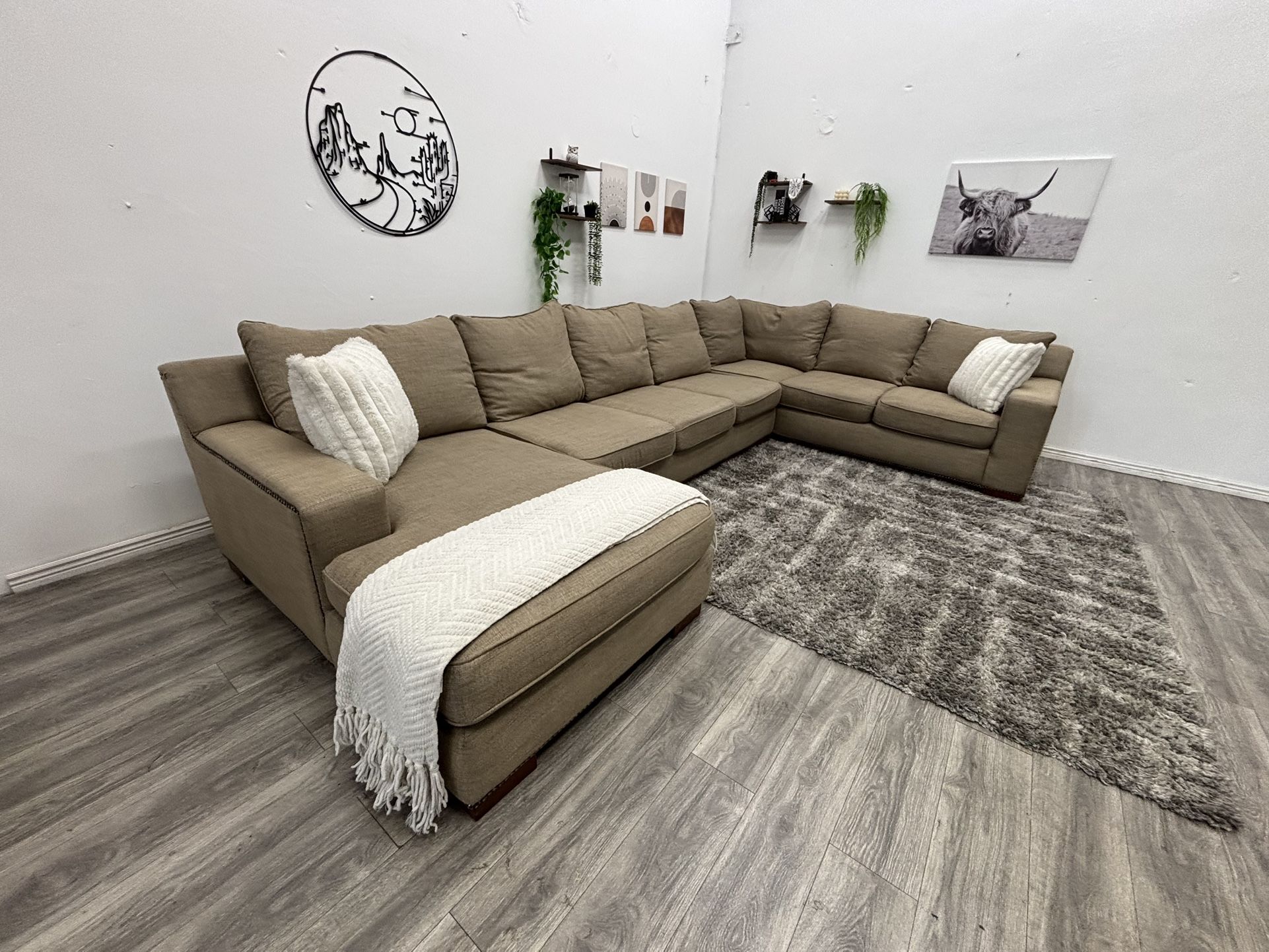Sectional Couch - Free Delivery 