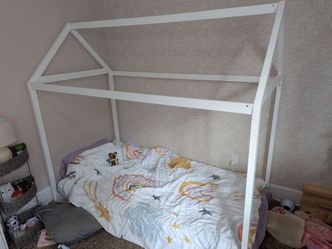 Twin bed frame