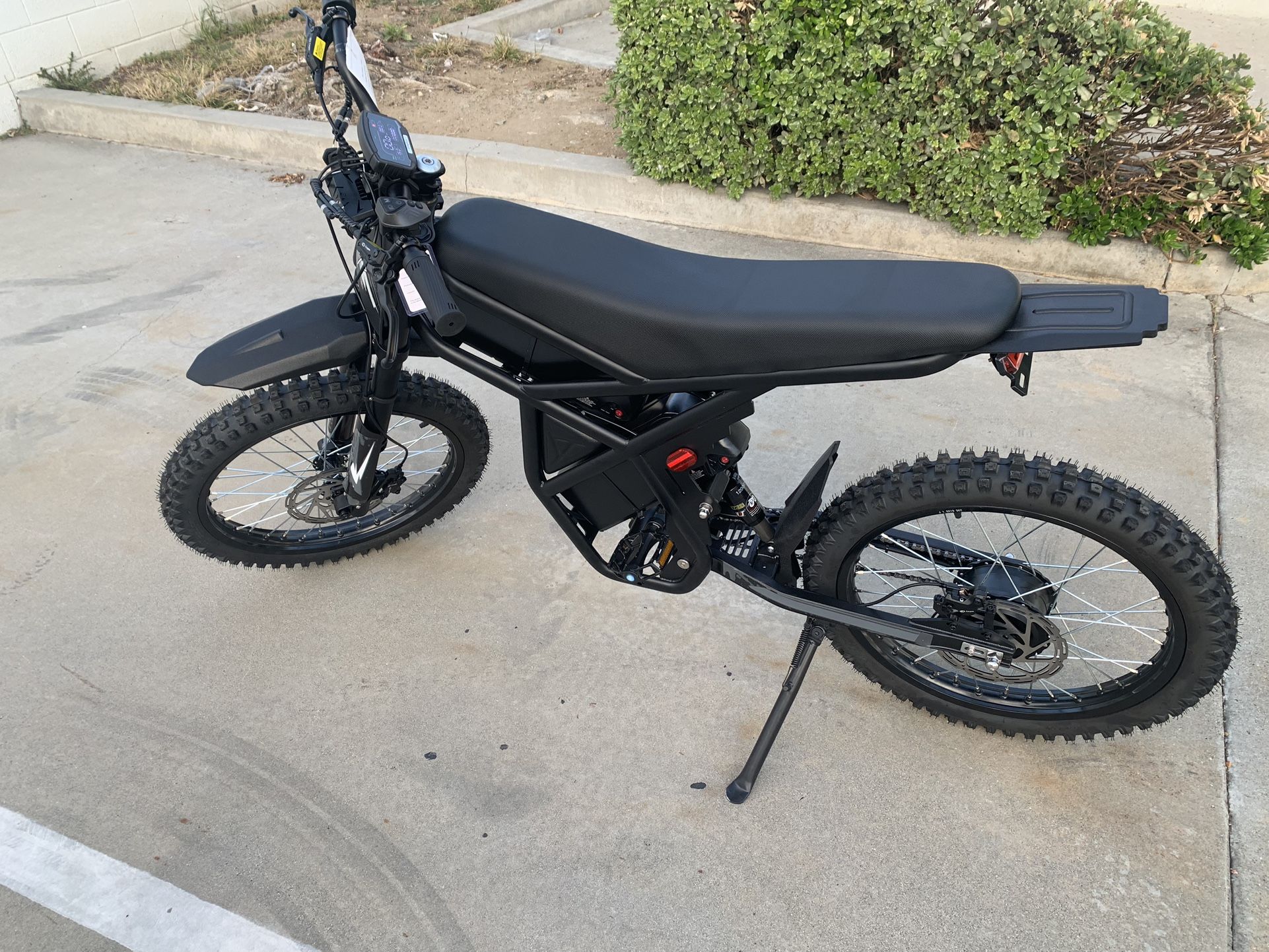 Super GT73 2000W Offroad Electric Bike Hydraulic Brakes Pffroad Suspension