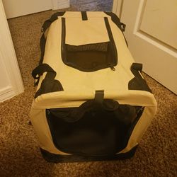 Medium small like new clean foldable portable pet carrier $45 cash must pick up Broadway and apache buckeye az check out my page all types of stuff do