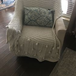 Swiwel Armchair