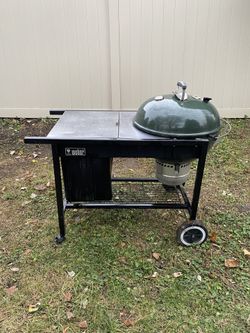 Weber Performer 22” Kettle Charcoal Grill 